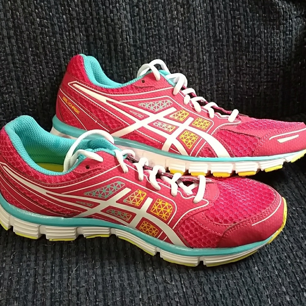 Women Asics Shoes